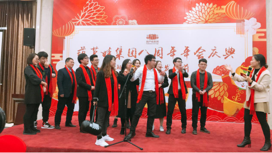 尊凯实业官网集团八周年庆典，共谱华章，精彩不落幕！1296.png